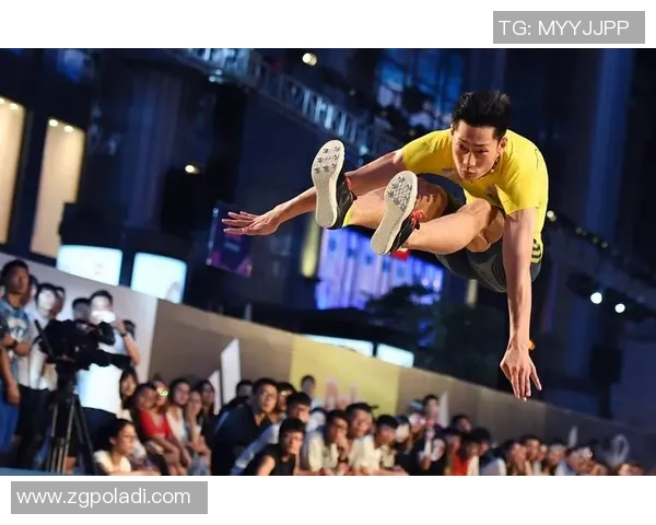 杭州羽毛球队在钻石联赛中的灵活性表现引发热议与期待